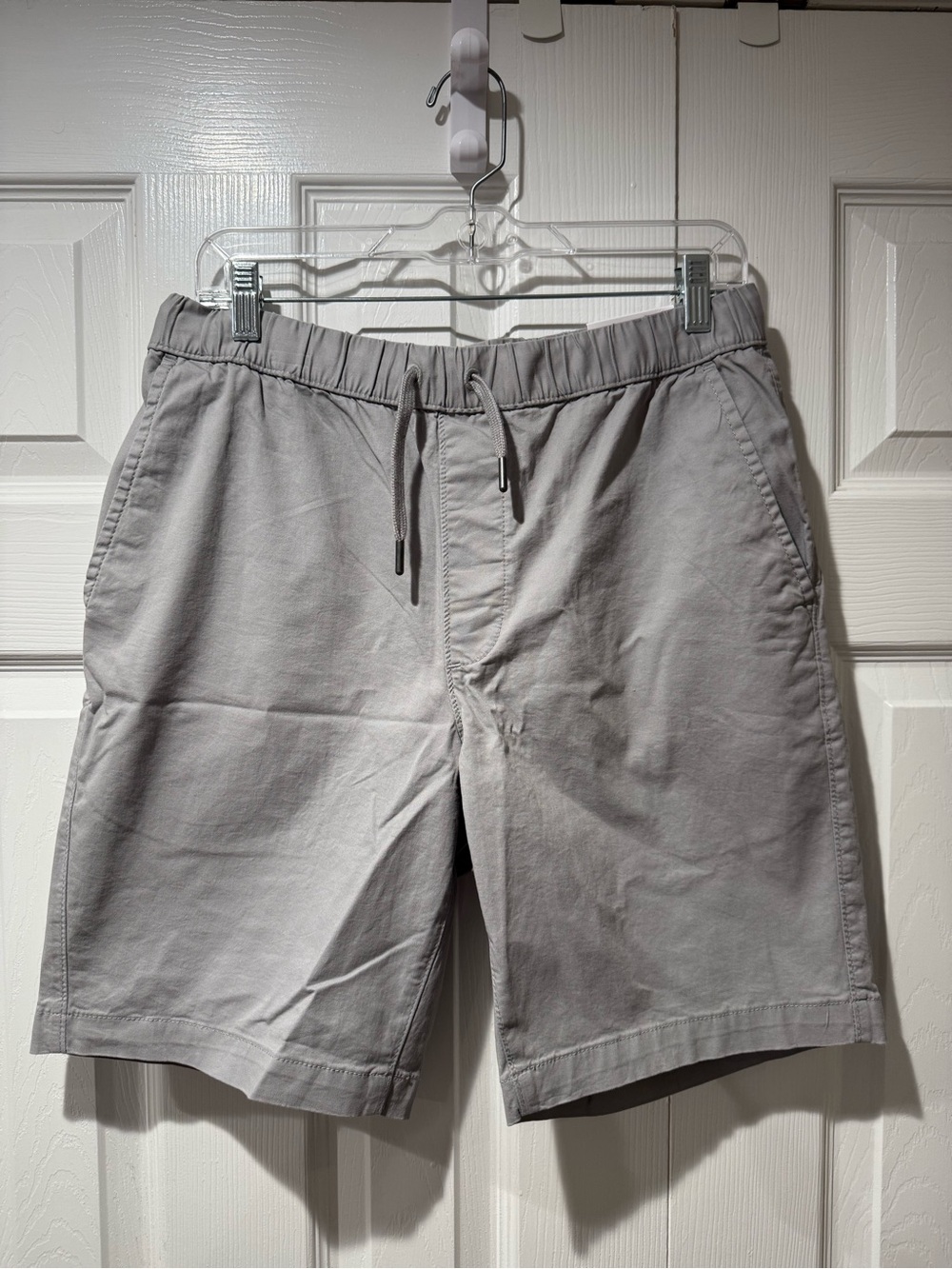 Sonoma Men's Light Gray Flat Front Drawstring Shorts